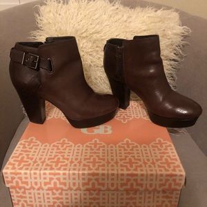 Gianni Bini ankle boots